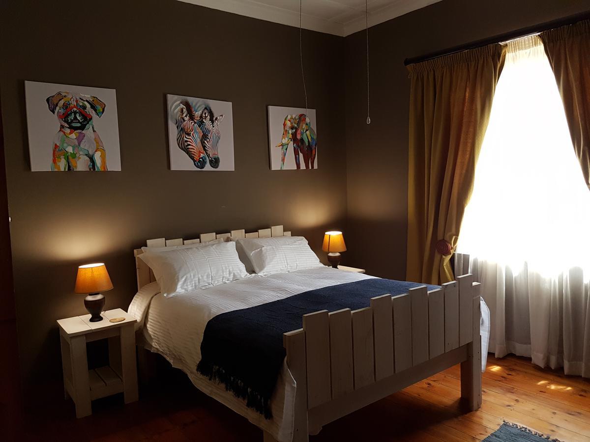86 On Langenhoven Bed & Breakfast Оудсхорн Экстерьер фото